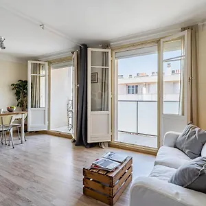 Avec Balcon, à 50m, Proche Vieux Port , Marseille France